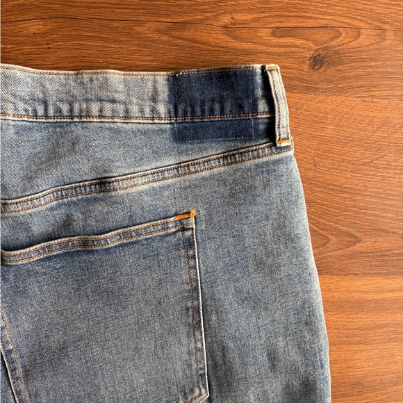 ✨ NWT Abercrombie & Fitch Curve Love Ultra High Rise Slim Straight Jeans ✨ - Picture 6 of 12